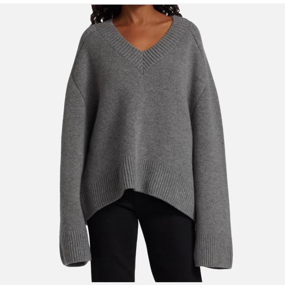 KHAITE Sweaters - Khaite Isabelle Stone Gray Cashmere Sweater Size XS Authentic NEW W. TAGS $1680